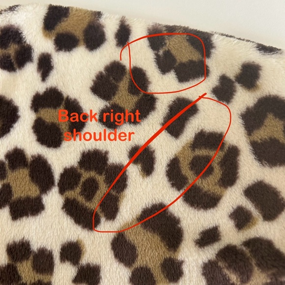 Aerie Leopard Print Fleece Sweater Size Large Cozy Oversized Pullover SOME FLAWS - Picture 12 of 12